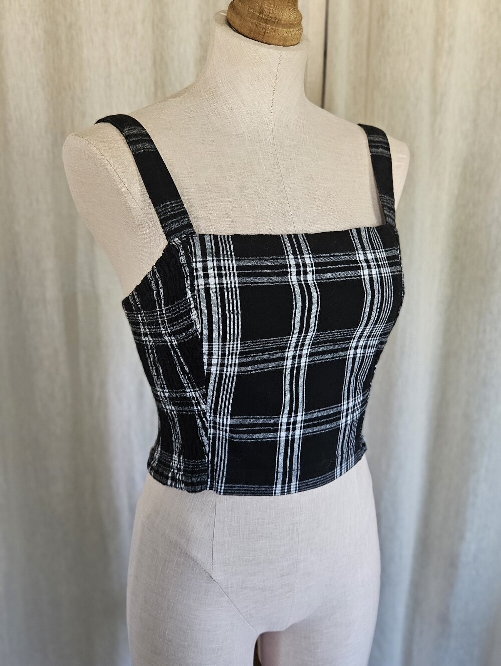 Black White Plaid Sheared Crop Top Medium